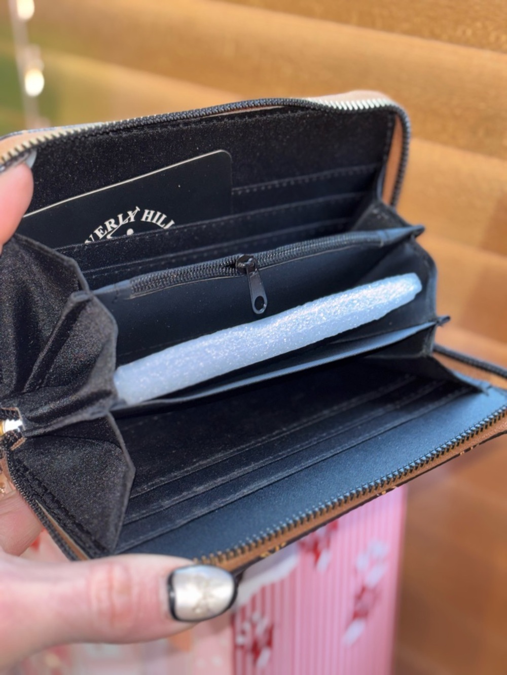 Beverly Hills Polo Club logo pattern vegan leather wristlet wallet - Picture 2 of 3